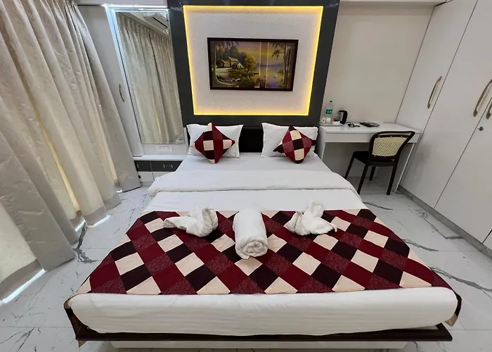 Stay Retreats At Welcome Apartment In Lower Parel