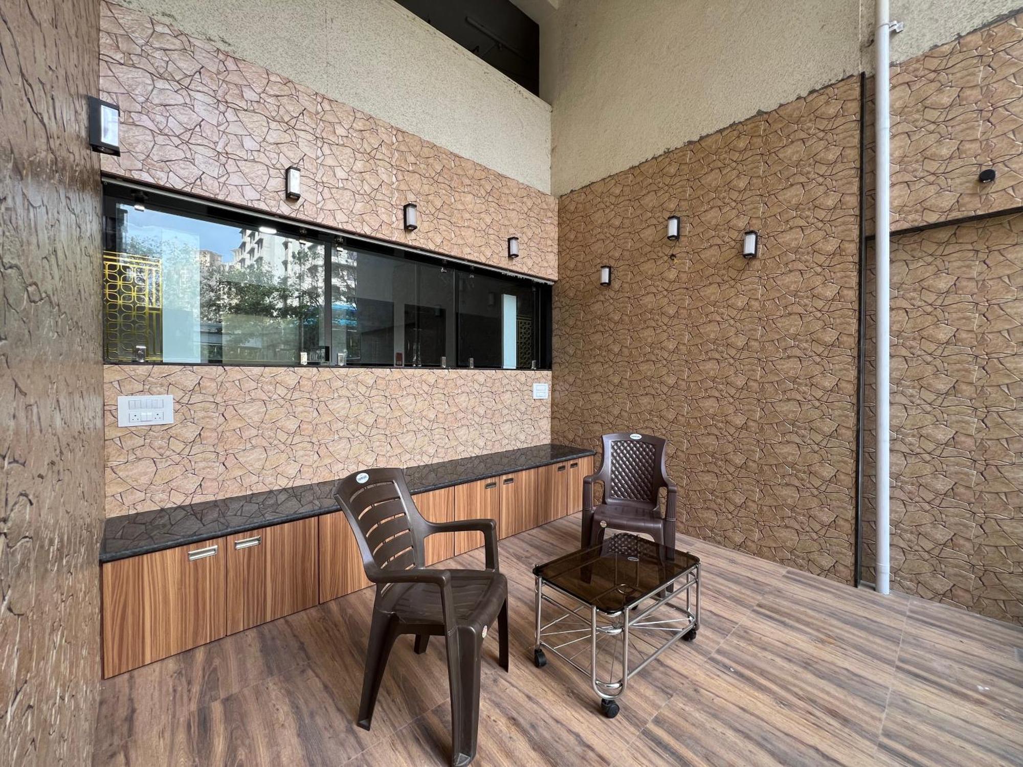 Apartament Retreats At Welcome In Lower Parel *