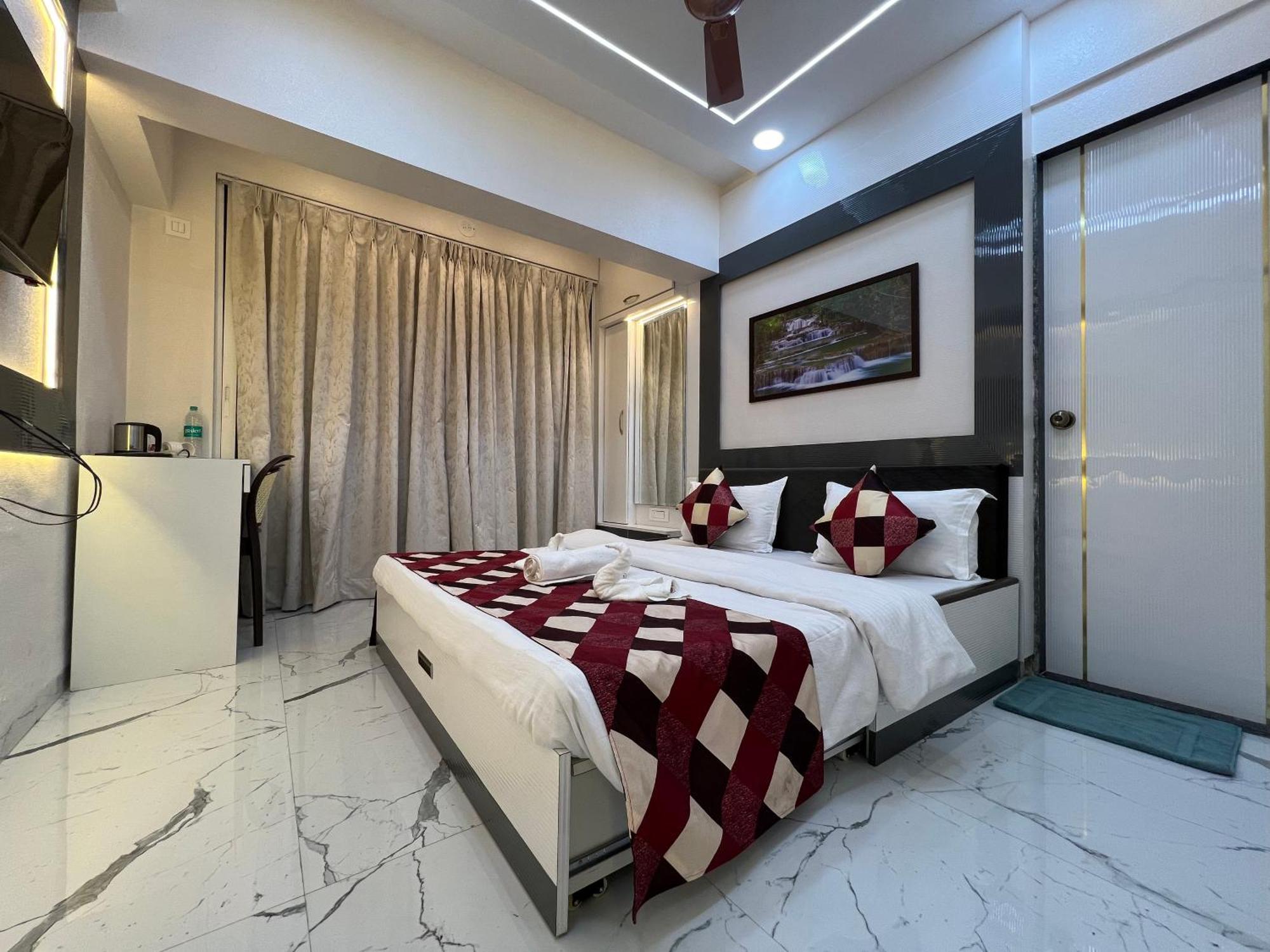 Apartament Retreats At Welcome In Lower Parel *